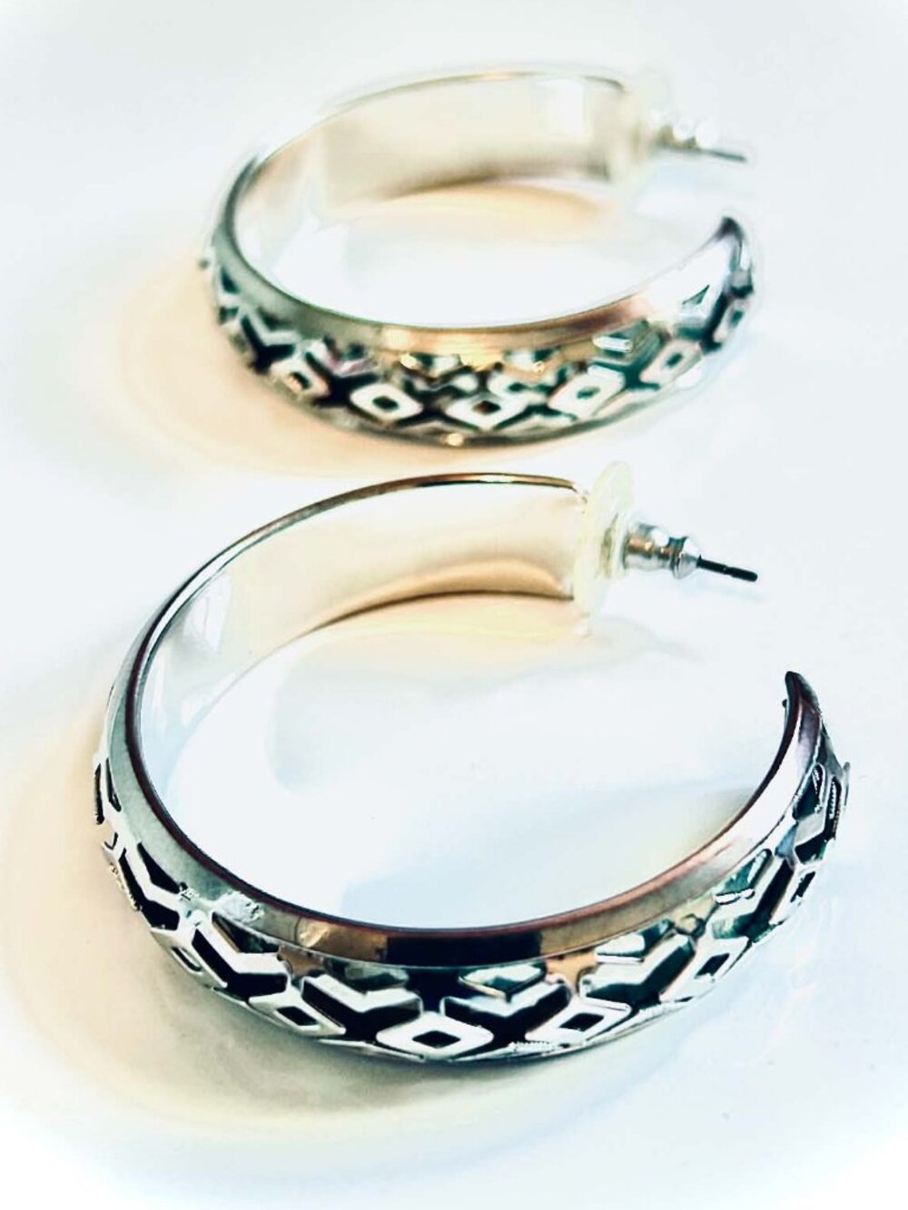 ALEXANDRA'S ACCENTS Handcrafted Silver Plate 2" Hoop Earrings Geometric Cutout